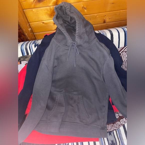 Men’s XL dress shirt/hoodie/dry fit shirt - Picture 2 of 3